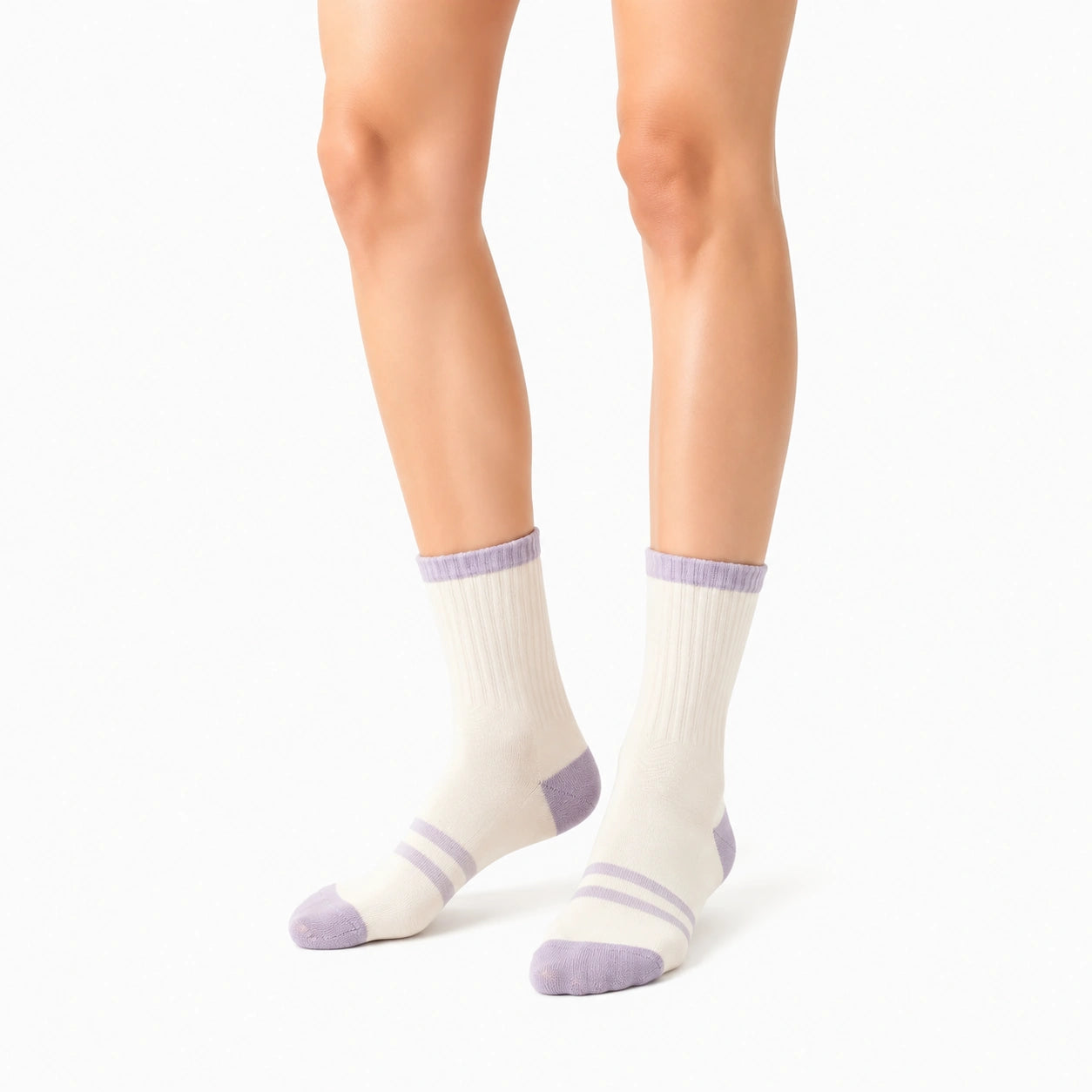 Chaussettes mi-mollet 43-46 en textile écru et lilas style sport côtelé