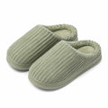Chaussons 38/39 en textile vert sauge à semelle antidérapante style côtelé