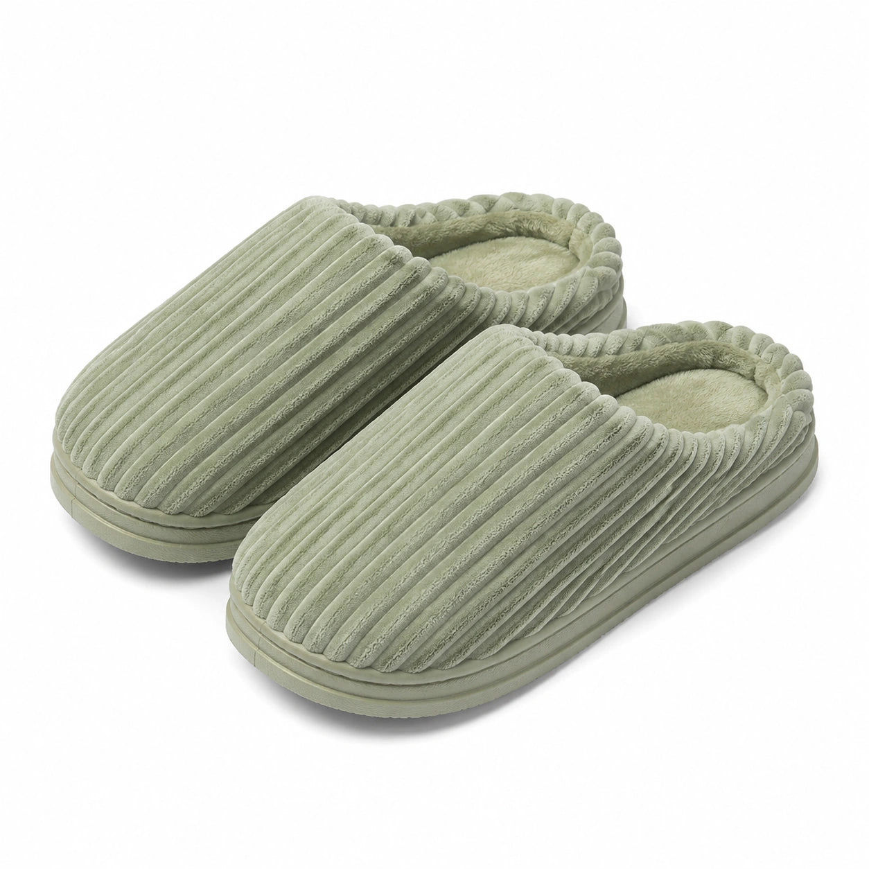 Chaussons 38/39 en textile vert sauge à semelle antidérapante style côtelé