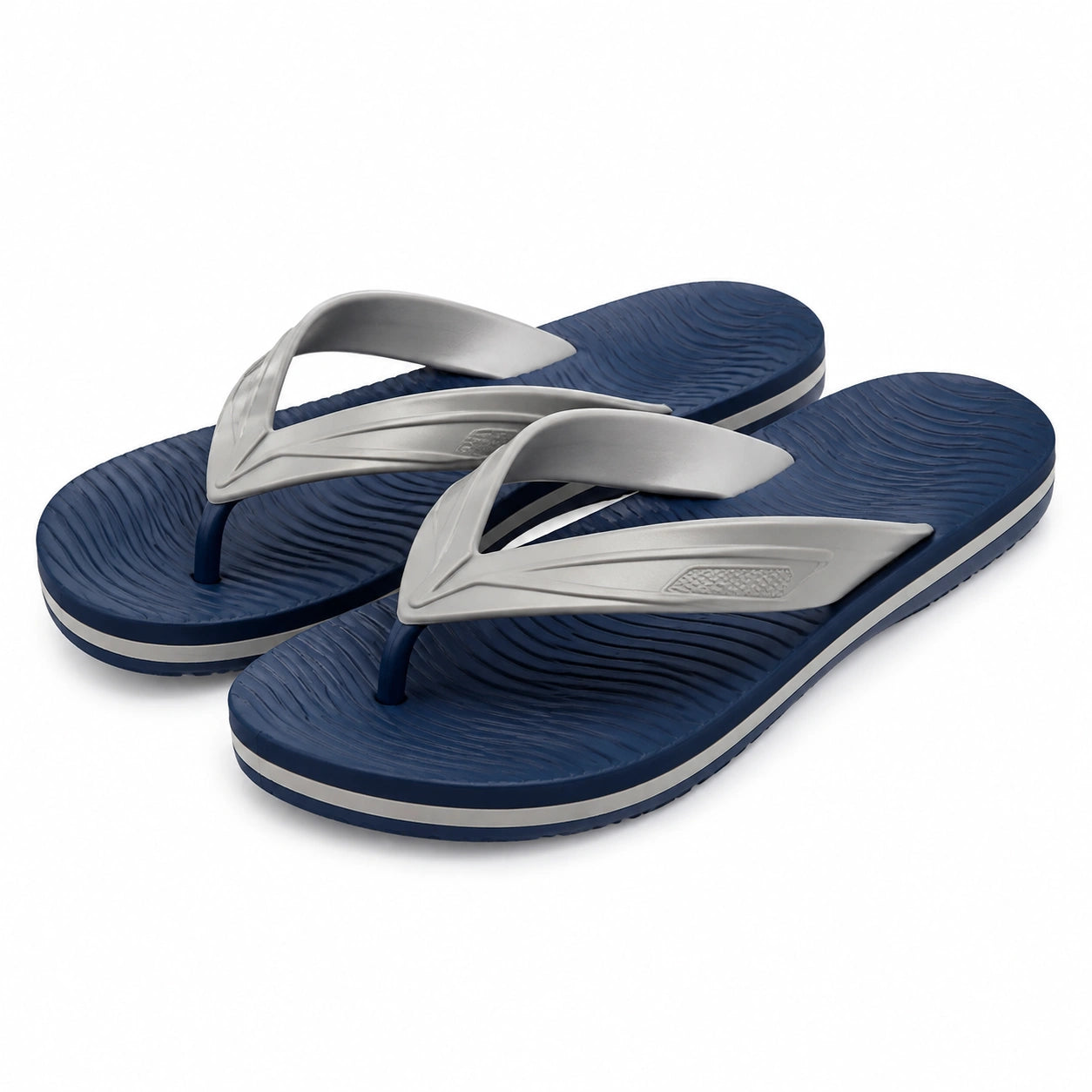 Tongs 38/39 en matériau synthétique bleu marine et gris - semelle texturée pour plage